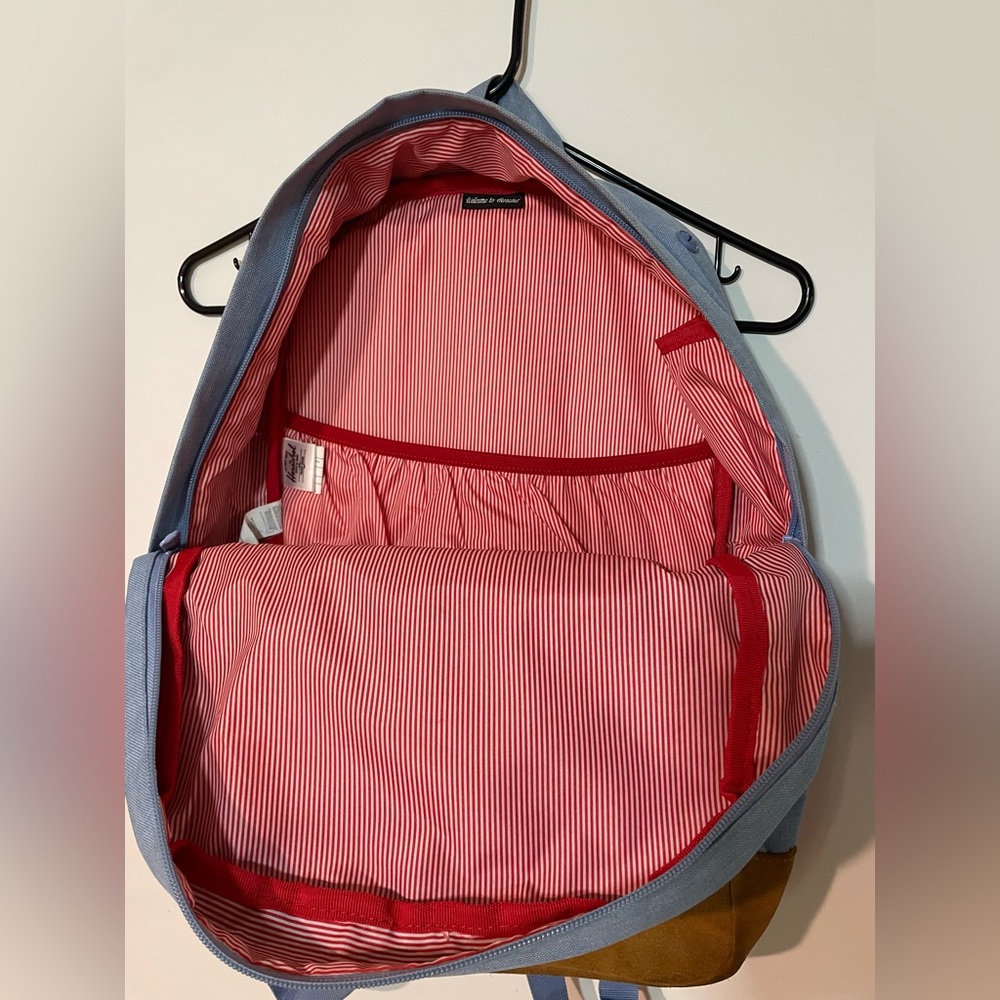 Herschel Backpack - Picture 7 of 7